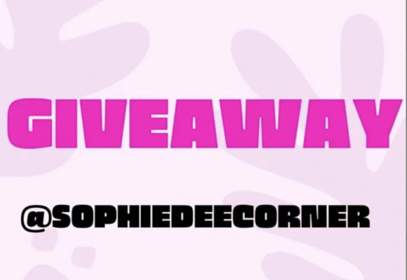 GIVEAWAY | 4382 Dooney & Bourke black tote bag 244644382 - Picture 2 of 2